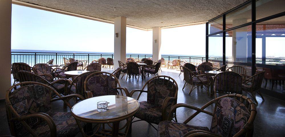 Themis 4*